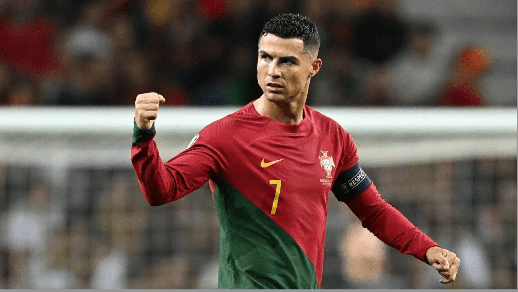 Cristiano Ronaldo se reconoce como el “mejor futbolista de la&nbsp;historia”