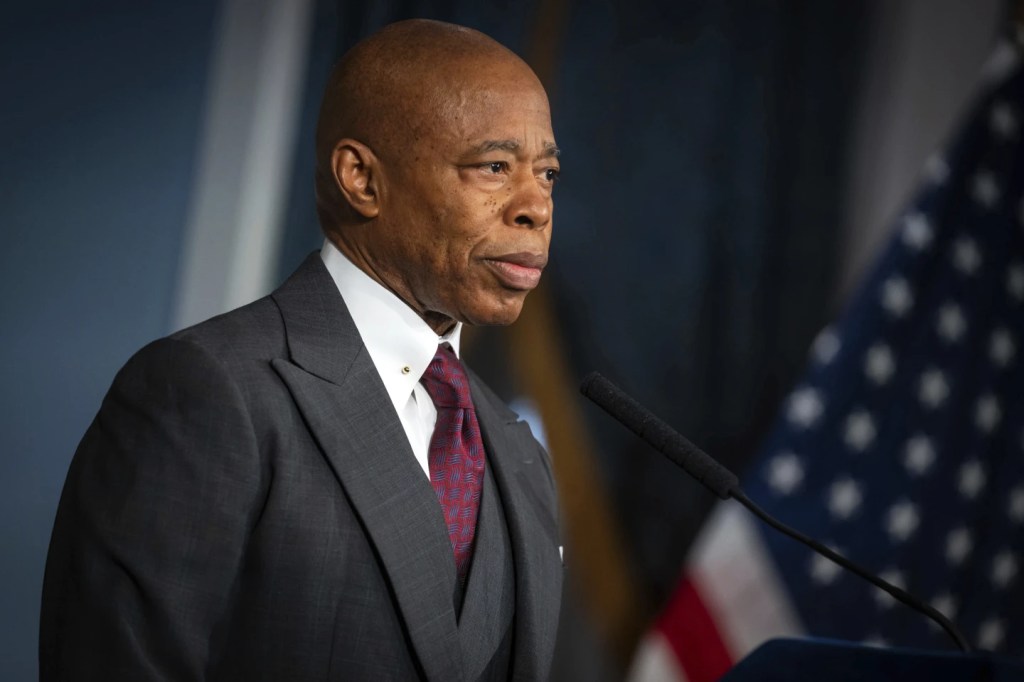 Eric Adams Promete Recuperar Confianza&nbsp;Pública