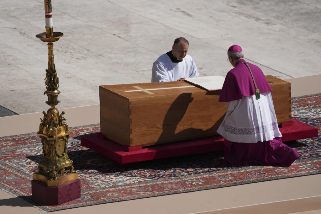 La Misa de Francisco: Unión Global en Su&nbsp;Despedida