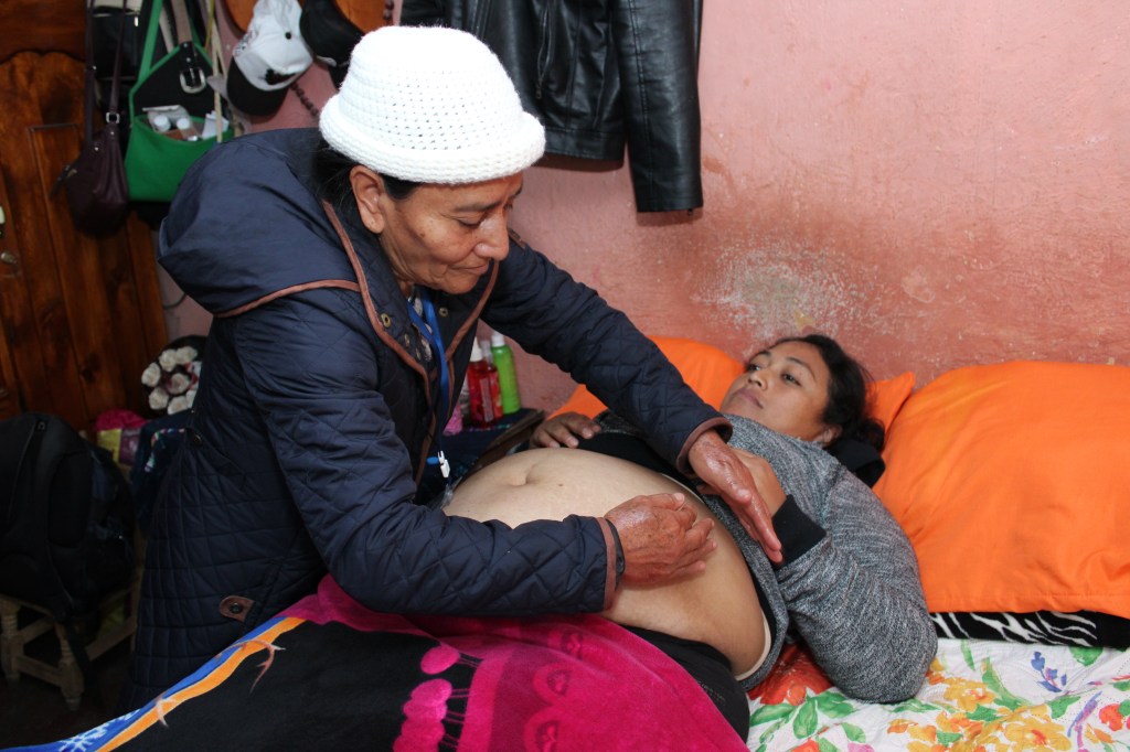 Hoy se celebra el Día de la comadrona&nbsp;guatemalteca