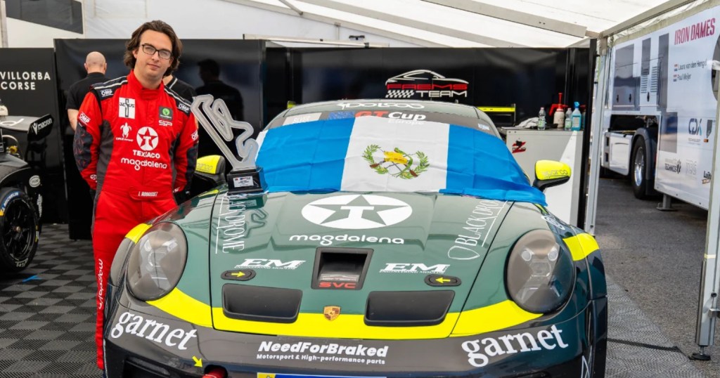 Ian Rodríguez, el piloto guatemalteco que brilla en las grandes ligas del&nbsp;motor