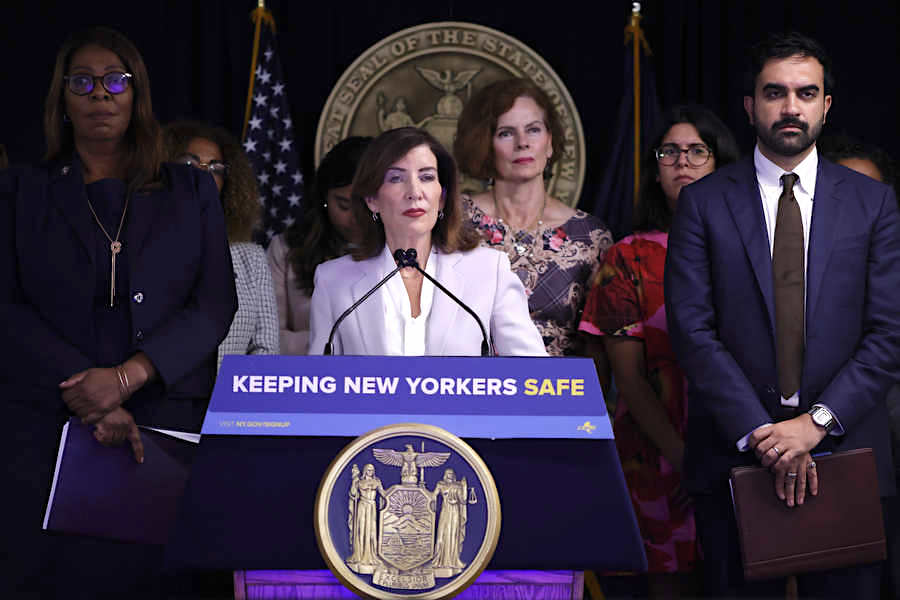 Hochul, Mamdani y James refuerzan la defensa de los niños&nbsp;inmigrantes